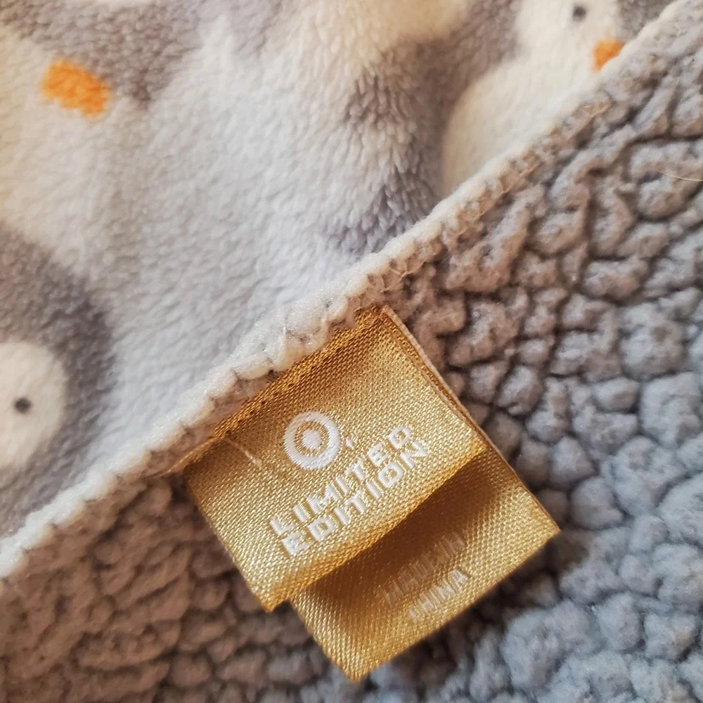 Target Limited Edition Penguin Fleece Sherpa Baby Blanket Grey White Winter
